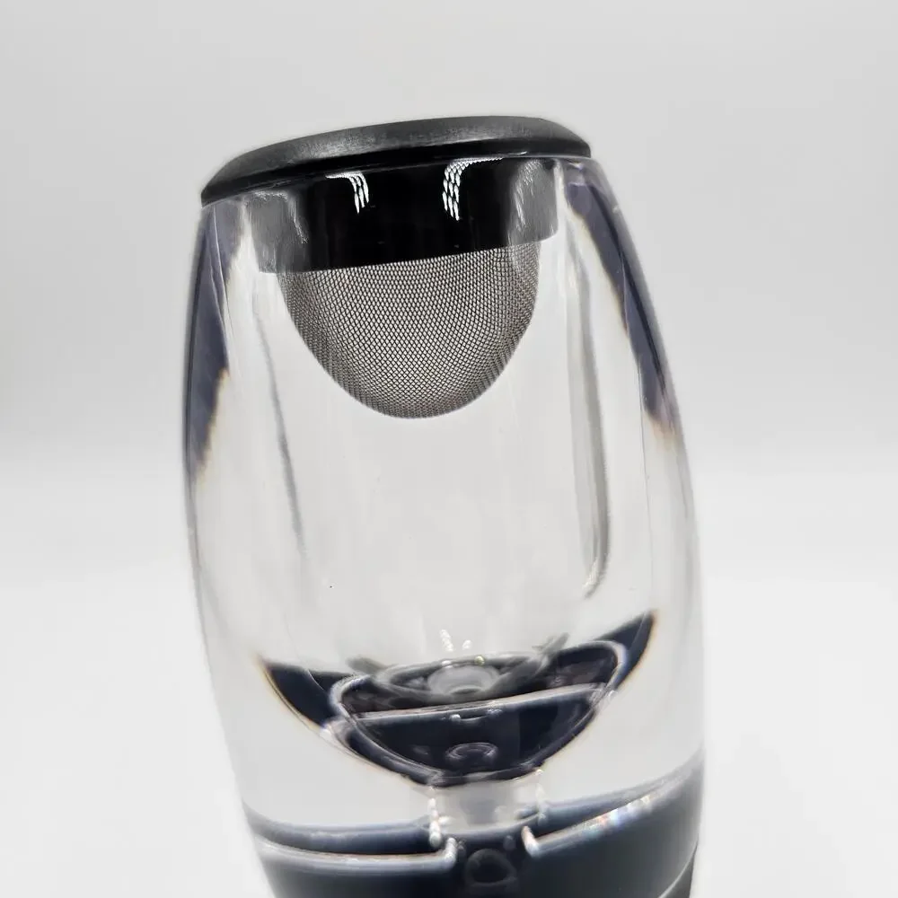 Chic & Tonic‎ Wine Aerator